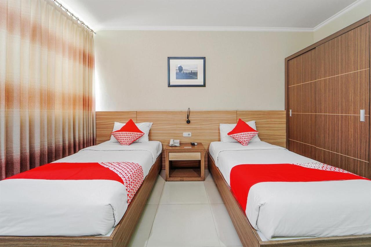 Maumu Hotel & Lounge Sorabaya Extérieur photo